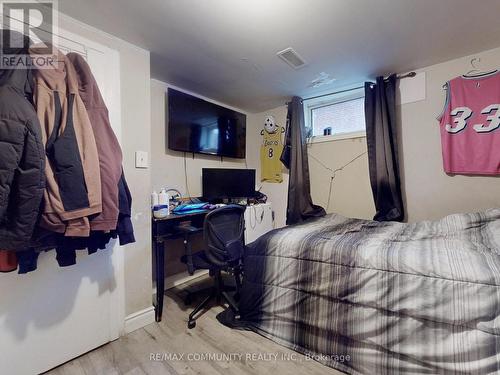 760 Phillip Murray Ave, Oshawa, ON - Indoor Photo Showing Bedroom