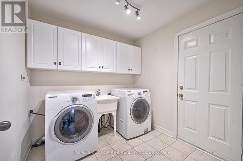 50 Raspberry Trail, Thorold, ON - Indoor Photo Showing Laundry Room