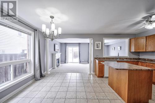 50 Raspberry Trail, Thorold, ON - Indoor Photo Showing Kitchen With Double Sink