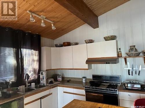 1010 Waskos Drive, Lac La Ronge, SK - Indoor Photo Showing Kitchen