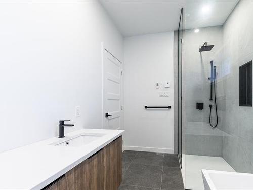 Salle de bains - 410  - 414 Rue Jacques-Cartier S., Saint-Jean-Sur-Richelieu, QC - Indoor Photo Showing Bathroom