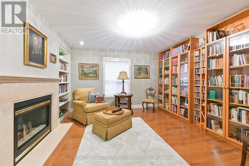 105 Crimson Ridge Rd, Barrie, ON - Indoor With Fireplace