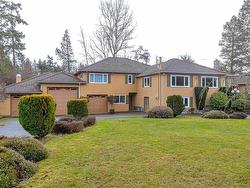 2345 Queenswood Dr  Saanich, BC V8N 1X4