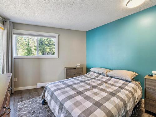 1-736 Albert Edward Pl, Courtenay, BC - Indoor Photo Showing Bedroom