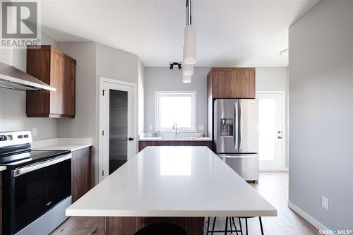 5210 Squires Road, Regina, SK - Indoor Photo Showing Kitchen With Upgraded Kitchen