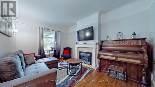 190 Markham Street, Toronto, ON - Indoor Photo Showing Living Room With Fireplace