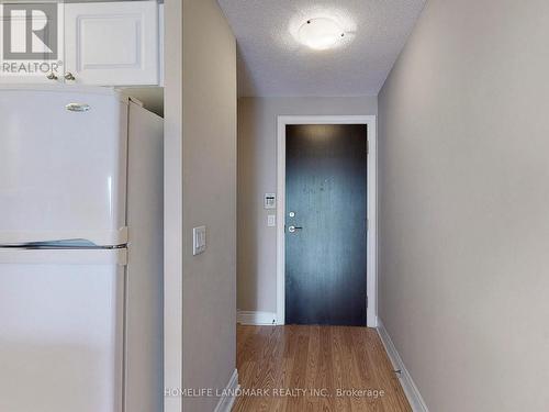 #1323 -500 Doris Ave, Toronto, ON - Indoor Photo Showing Other Room
