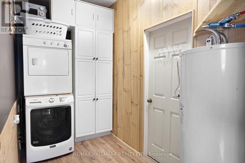 40 Parry Sound Rd, Parry Sound, ON - Indoor Photo Showing Laundry Room