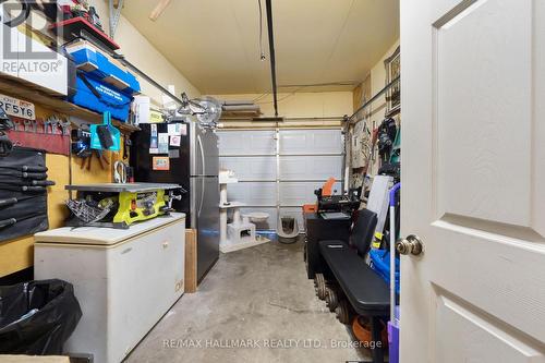 40 Parry Sound Rd, Parry Sound, ON - Indoor Photo Showing Garage