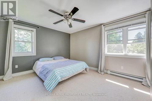 28 Goodman Rd, Kawartha Lakes, ON - Indoor Photo Showing Bedroom