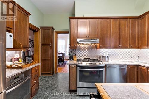 204 High Park Ave, Toronto, ON - Indoor Photo Showing Kitchen