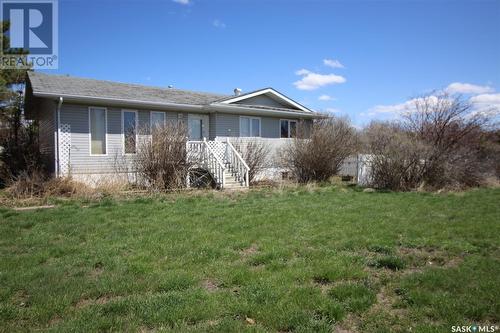 104 5Th Street W, Climax, SK - Outdoor