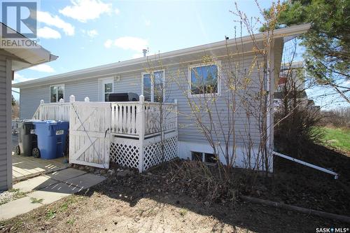 104 5Th Street W, Climax, SK - Outdoor With Deck Patio Veranda