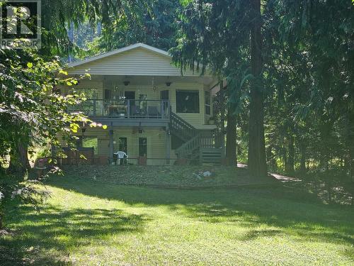 534 Bayview Road, Nakusp, BC - Outdoor