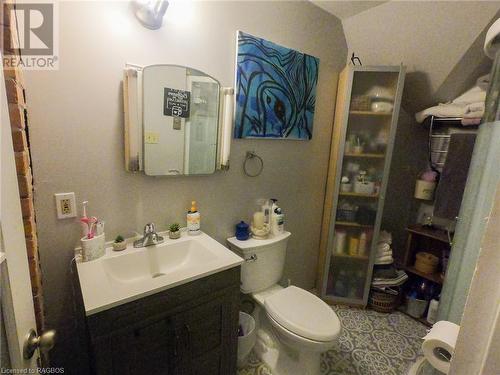 15 Spencer Street, Hepworth, ON - Indoor Photo Showing Bathroom