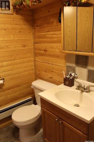 778 3Rd Street E, Shaunavon, SK - Indoor Photo Showing Bathroom
