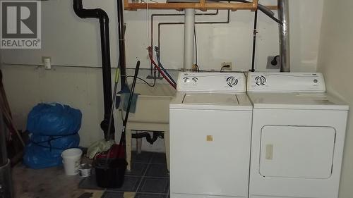 26 Hergott Ave, Elliot Lake, ON - Indoor Photo Showing Laundry Room