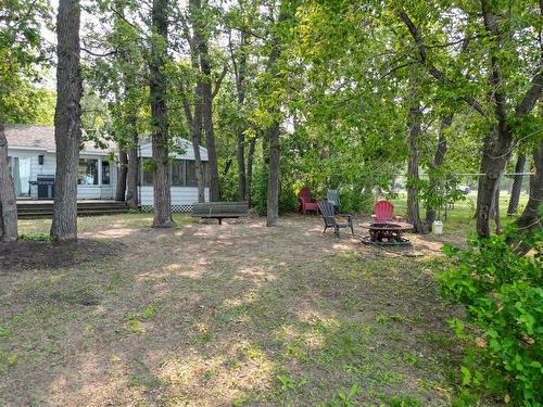 137 Government Road, Oak Lake Beach, MB - Indoor Photo Showing Other Room