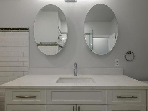 8143 Edmund St, Crofton, BC - Indoor Photo Showing Bathroom