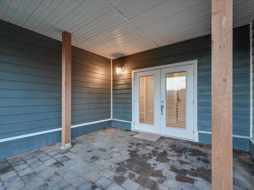 8143 Edmund St, Crofton, BC - Outdoor With Exterior