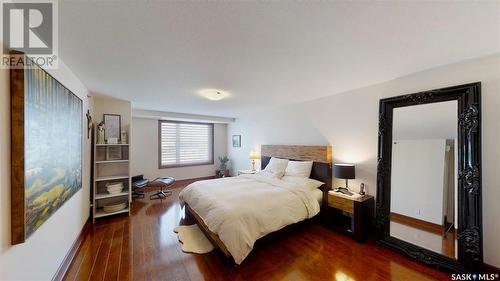 704 525 3Rd Avenue N, Saskatoon, SK - Indoor Photo Showing Bedroom