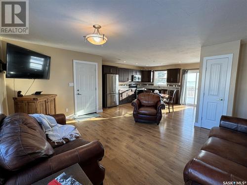 904 P Avenue, Perdue, SK - Indoor Photo Showing Living Room