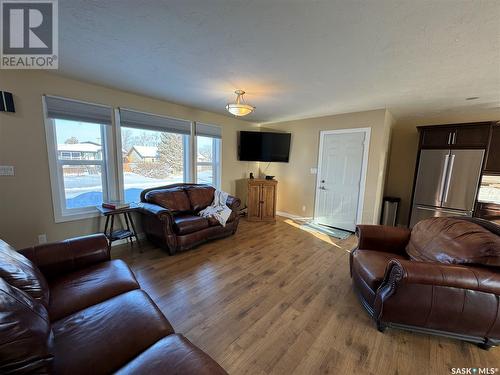 904 P Avenue, Perdue, SK - Indoor Photo Showing Living Room