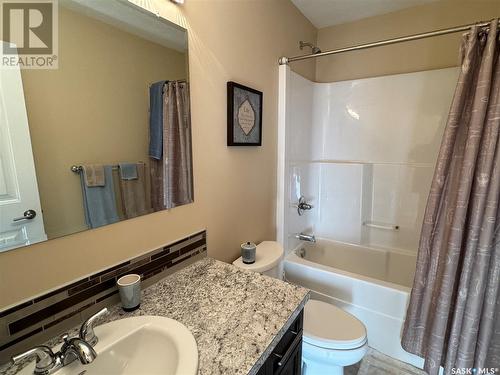 904 P Avenue, Perdue, SK - Indoor Photo Showing Bathroom