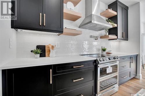 518 Hamm Crescent, Saskatoon, SK - Indoor Photo Showing Kitchen With Upgraded Kitchen