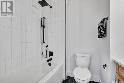 518 Hamm Crescent, Saskatoon, SK - Indoor Photo Showing Bathroom
