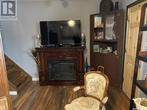 632 8Th Street E, Prince Albert, SK - Indoor Photo Showing Living Room With Fireplace