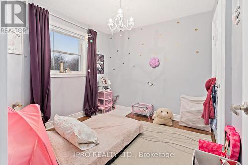 32 Agnes St, Caledon, ON - Indoor Photo Showing Bedroom
