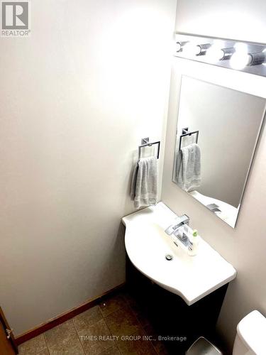 529 Willies Ranch Rd, Princeton, BC - Indoor Photo Showing Bathroom