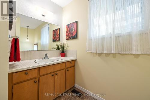 C20750 Highway 12, Brock, ON - Indoor Photo Showing Bathroom