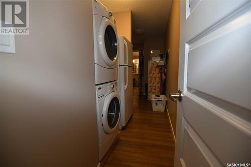 406 516 4Th Street E, Nipawin, SK - Indoor Photo Showing Laundry Room