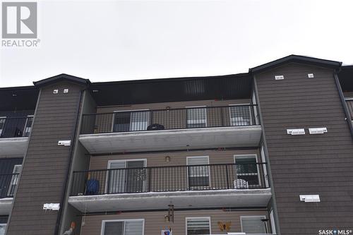 406 516 4Th Street E, Nipawin, SK - Outdoor With Balcony