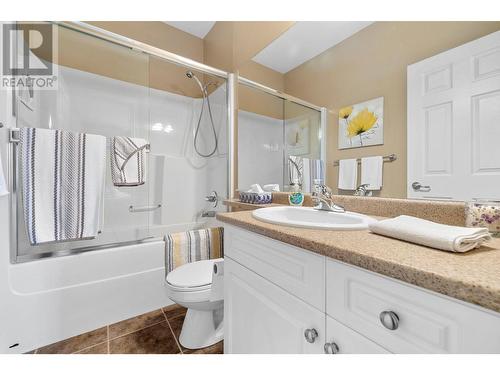 1125 Bernard Avenue Unit# 406, Kelowna, BC - Indoor Photo Showing Bathroom