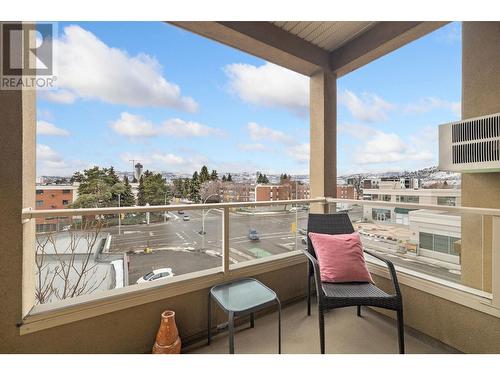 1125 Bernard Avenue Unit# 406, Kelowna, BC - Outdoor With View With Exterior