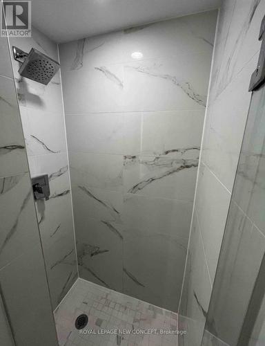 216 - 77 Shuter Street, Toronto, ON - Indoor Photo Showing Bathroom