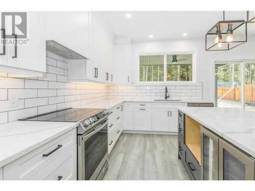 1390 21 Street Ne, Salmon Arm, BC - Indoor Photo Showing Kitchen With Upgraded Kitchen