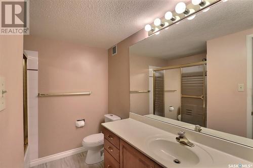 102 2405 1St Avenue W, Prince Albert, SK - Indoor Photo Showing Bathroom