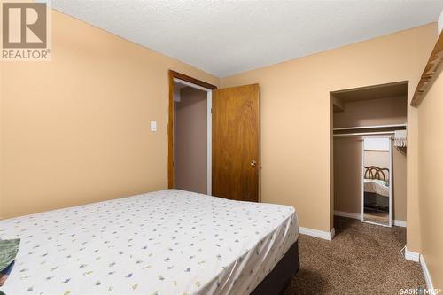 147 Pasqua Street, Regina, SK - Indoor Photo Showing Bedroom