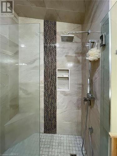 271 High Rock Drive, Strong Twp, ON - Indoor Photo Showing Bathroom