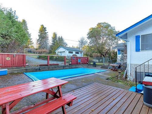 2611 Mill Bay Rd, Mill Bay, BC - Outdoor With In Ground Pool With Deck Patio Veranda