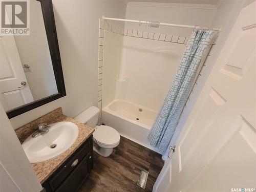 603 Pacific Avenue, Kerrobert, SK - Indoor Photo Showing Bathroom