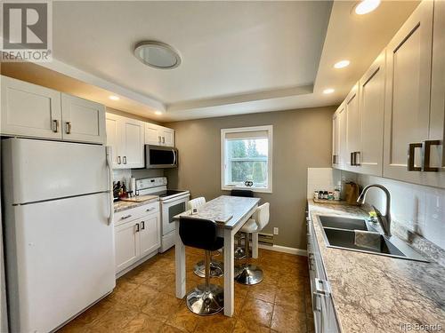 998 Route 425, Whitney, NB - Indoor Photo Showing Kitchen With Double Sink