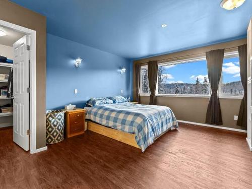 10325 Finlay Road, Kamloops, BC - Indoor Photo Showing Bedroom