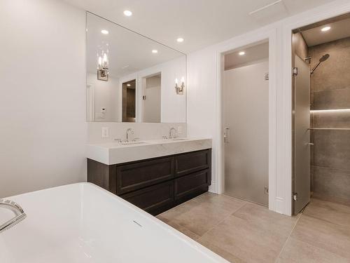 Ensuite bathroom - 315 Av. Beverley, Mont-Royal, QC - Indoor Photo Showing Bathroom