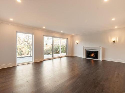 Family room - 315 Av. Beverley, Mont-Royal, QC - Indoor Photo Showing Living Room With Fireplace
