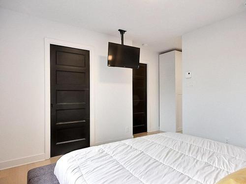 Chambre Ã  coucher principale - 15 Rue Félix-Leclerc, Saint-Jean-Sur-Richelieu, QC - Indoor Photo Showing Bedroom